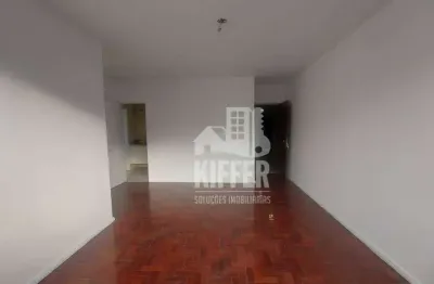 Apartamento com suíte e vaga a poucos passos da praia de icaraí