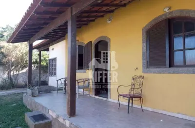 Casa à venda em itaipuaçu – 2 suítes, edícula e terreno inteiro