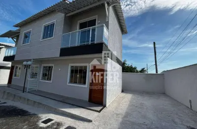 Duplex com 2 quartos em condomínio – próximo à rodovia e comércio em inoã