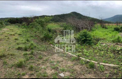 Terreno à venda na Rua Ermílio Ferreira da Silva, 7, Bananal (Ponta Negra), Maricá