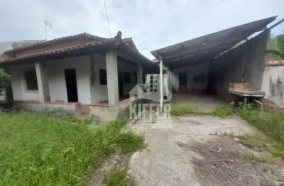 Oportunidade em inoã – casa com 2 quartos em terreno amplo para reforma ou construção