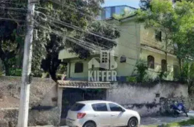 Casa com 5 quartos à venda, 1368 m² por R$ 450.000 - Baldeador - Niterói/RJ