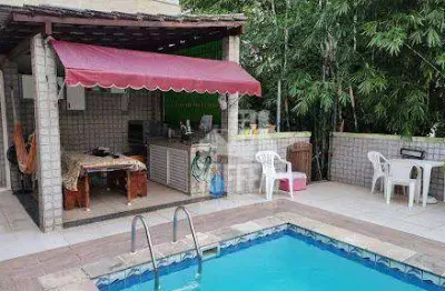 Casa com 4 quartos à venda, 175 m² por R$ 2.050.000 - Ingá - Niterói/RJ