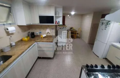 Apartamento amplo de 198m² na rua álvares de azevedo, icaraí | 4 quartos e 3 vagas