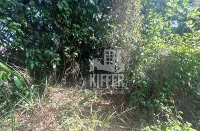 Terreno à venda de 2000 m² plano e murado por r$ 285.000 - itaocaia valley (itaipuaçu) - maricá/rj