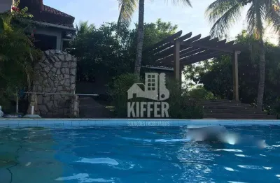 Casa com 4 dormitórios à venda, 600 m² por R$ 1.500.000,00 - Condado de Maricá - Maricá/RJ