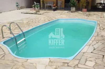 Casa à Venda em Bairro Residencial Próximo ao Centro de Maricá