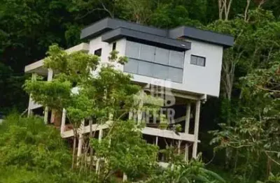 Linda casa com vista panorâmica – oportunidade imperdível!