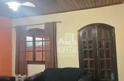 Casa com 4 quartos à venda, 380 m² por R$ 470.000 - São José de Imbassai - Maricá/RJ