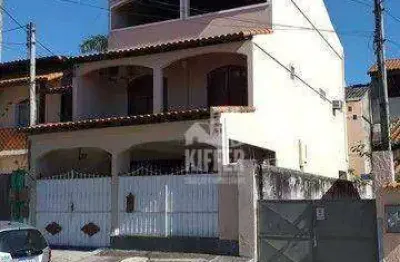 Casa Triplex à Venda no Mutuá, São Gonçalo | 3 Quartos e Terraço Gourmet