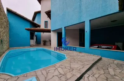 Sobrado em ferraz de vasconcelos/sp; 3 quartos (1 suíte); 2 vagas; piscina; próximo à estação