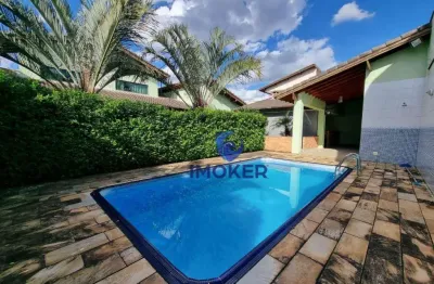 Casa térrea em suzano; 4 suítes; 6 vagas; piscina e churrasqueira