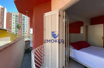 Sobrado com 3 quartos, sendo 2 suítes, com sacada; e 2 vagas cobertas; no bairro jd. santo antônio, em suzano/sp.