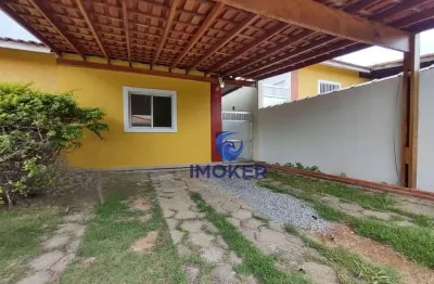 Casa térrea no condomínio Parque das Colinas, bairro Vila Áurea, Poá/SP; 2 quartos; 2 vagas cobertas.