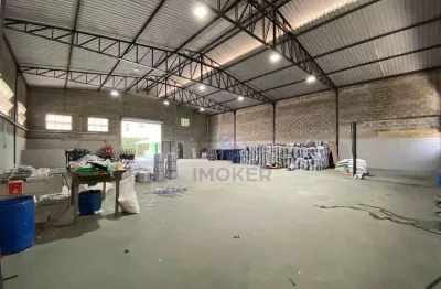 Galpão industrial (zeu-2/alta incomodidade) em suzano/sp; 806 m² de terreno; 640 m² de vão livre; 99 kva; 2 entradas; estacionamento.