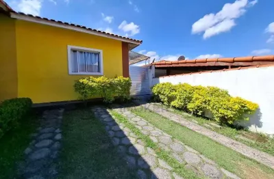 Casa térrea no condomínio parque das colinas; bairro vila áurea, poá/sp; 2 quartos; 2 vagas.