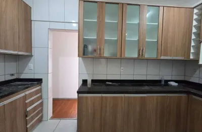 Apartamento 3 Dormitórios, 68 m², Frente em Carlos Prates (BH) — 1 Vaga