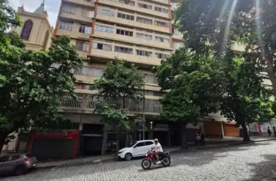 Apartamento 3 Dormitórios no Centro-Sul de Belo Horizonte – 100 m², 2 Elevadores, Venda
