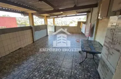 Vende-se   casa  com dois dormitórios cid. tiradentes.
