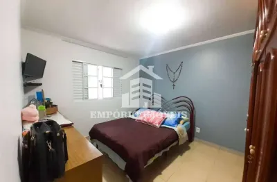 Vende-se casa reformada com 2 dormts na cidade tiradentes. ac. financiar