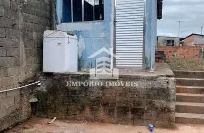 Vende -se uma casa de três cômodos em castro alves por c$  150.000,00