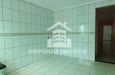Casa com 3 cômodos em jardim perola com  vaga de garagem para 2 carros
