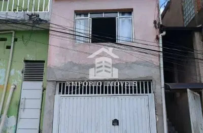 Vende-se  um sobrado com duas casas,  no valor de c$ 310.000,00