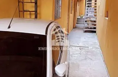 Vende-se 04 casas e 01 salão comercial vila yolanda ii