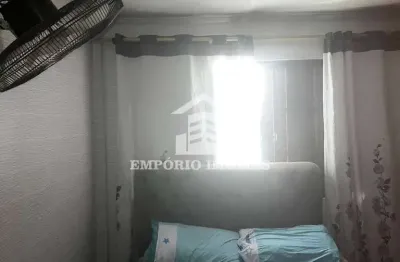 Apartamento com dois dormitórios em id. pedra branca.