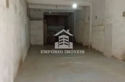 Aluga-se salão comercial com boa localização e rua com grande movimentação