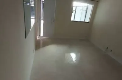 Sobrado funcional com 2 dormitórios e 2 vagas – ótima oportunidade