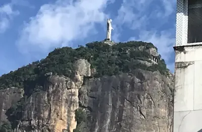 Imóvel para aluguel e venda com 45 metros quadrados com 1 quarto em lagoa - rio de janeiro - rj