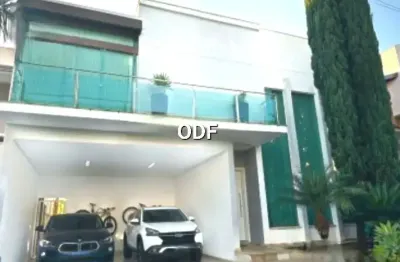 Casa sobrado alto padrão, cond. villagio das flores, localização privilegiada.