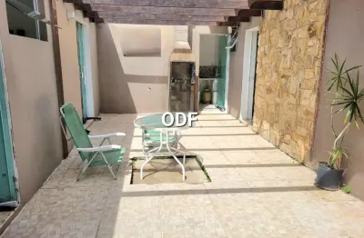 Ótima casa terrea comercial total, com 3 salas, recepção, 1 vaga,  corredor lateral.ltotal,