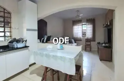 Maravilhosa chácara, com  casa terrea, at 1.000m², at 160m²,