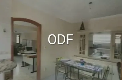 Ótima  casa terrea, edicula e área goumert com churrasqueira, 3 vagas,