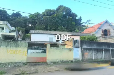 Vendo casa em varzea paulista-sp, com 1.234, metros de terreno.