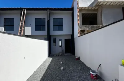 Casa com 2 quartos à venda na Avenida Getúlio Vargas, Centro, Araquari