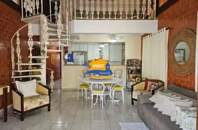 Imóvel a venda , 100 metros da praia com 3 quartos, 1 suíte, 3 salas, 3 banheiros, 2 vagas de garagem e 187,31 m² de área em bertioga-sp.