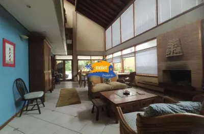 Casa de luxo à venda em bertioga-sp, no bairro riviera: 6 quartos, 5 suítes, 3 salas, 6 banheiros, 4 vagas de garagem, 180m².