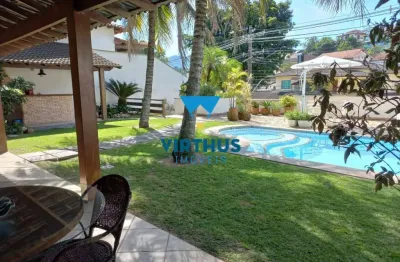 Freguesia - casa de 4 quartos - piscina e churrasqueira