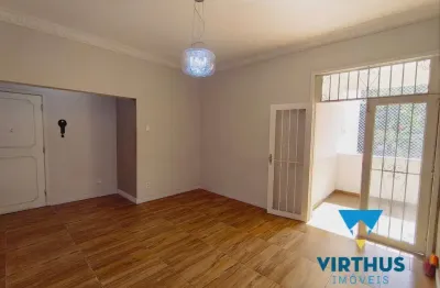 Apartamento no centro da freguesia, 3 quartos, 2 suítes com 106m3