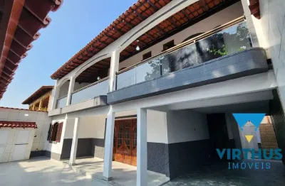 Casa duplex condomínio 3 suítes, piscina, churrasqueira, 300 m2, sol manhã.
