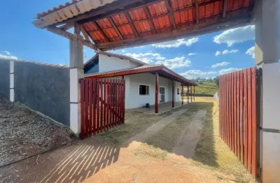 Viva em meio a natureza  totalmente pronta, hidráulica, pintura, pisos, louças etc.