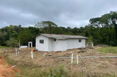 He promoção imperdível! lotes com 826 m² já com casa e uma nascente!