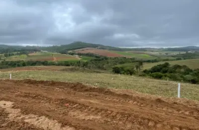 He ótimos terrenos planos com negociação facilitada! agende a sua visita!