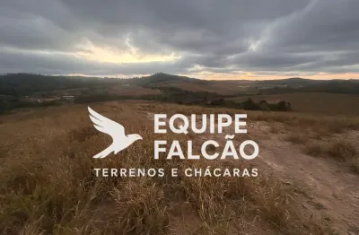 Lotes em cotia com preço especial e compra sem comprovar renda.