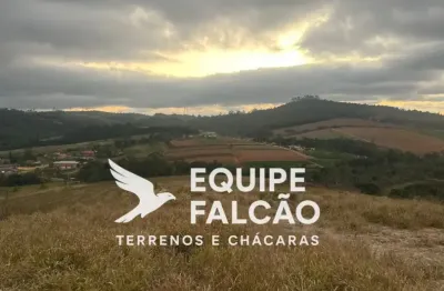 Lotes em cotia com preço especial e compra sem comprovar renda.