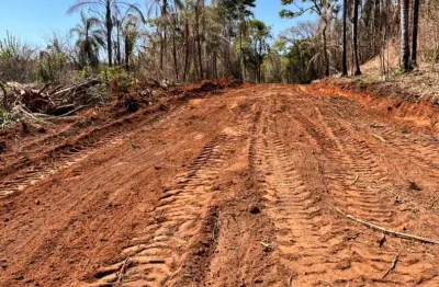 L1- venha mora em meio a natureza, a paz que você procura você encontra aqui.