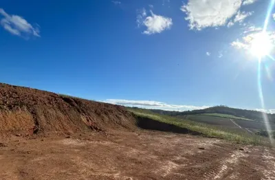 Terreno 500m² em Cotia, futuro residencial fechado, ideal para investimento seguro e alta valorização.